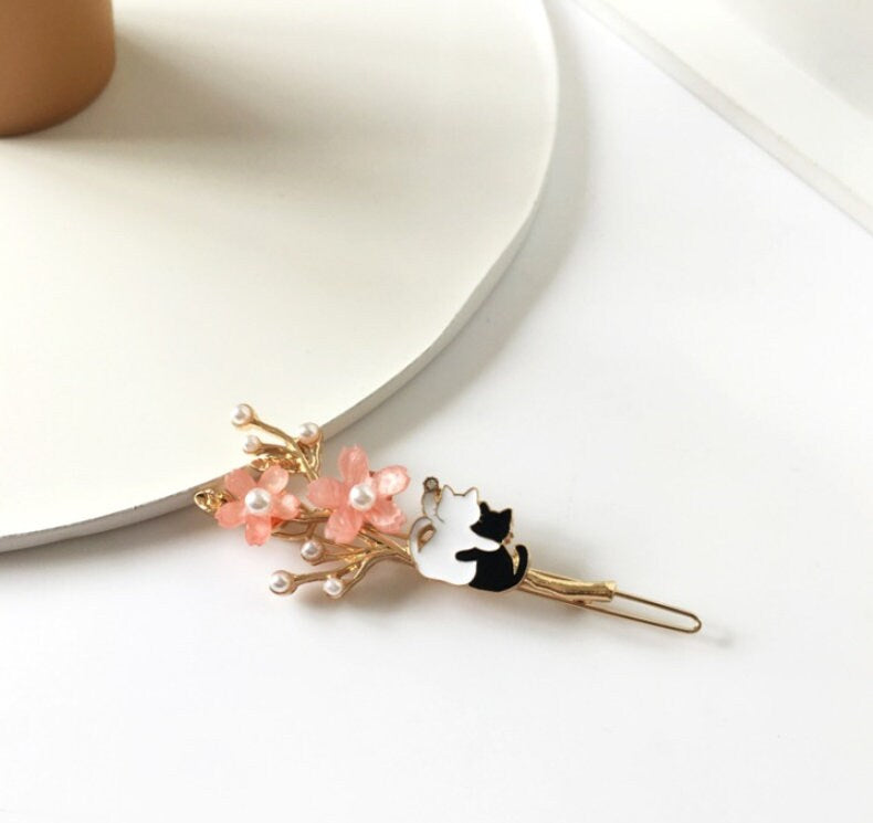 Sakura Cat Hair Clips | Cherry Blossoms Hair Pin | Black and White Cats | Pink Flower Hair Clips | Gift for Friend | Pearls Hair Clip