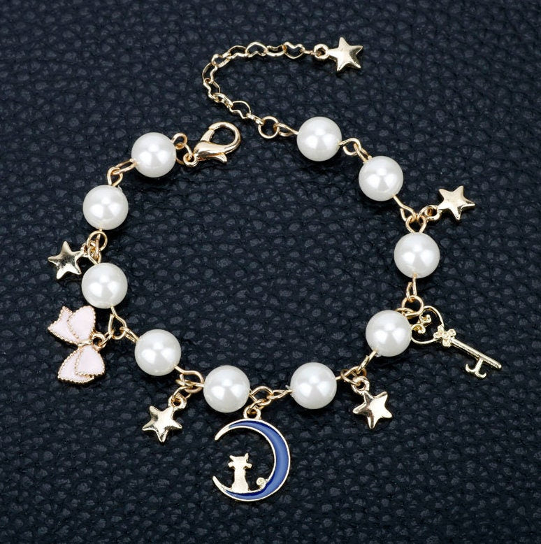 Crescent Moon and Cat Bracelet | Pearl Bracelet | Sailor Moon | Anime Bracelet | Japanese Bracelet | Lolita Fashion | Cute Charm Bracelet