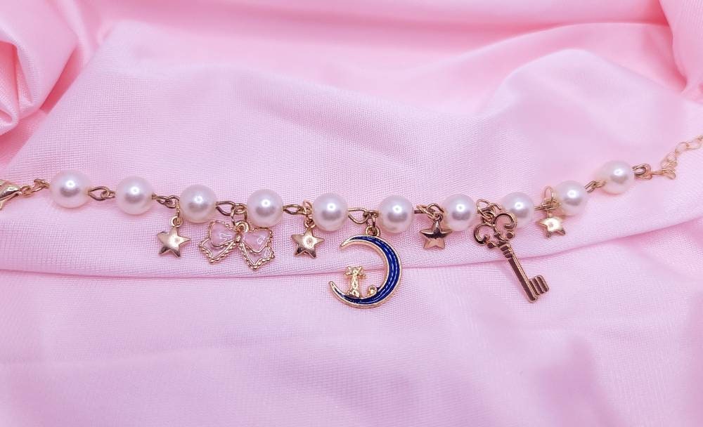 Crescent Moon and Cat Bracelet | Pearl Bracelet | Sailor Moon | Anime Bracelet | Japanese Bracelet | Lolita Fashion | Cute Charm Bracelet